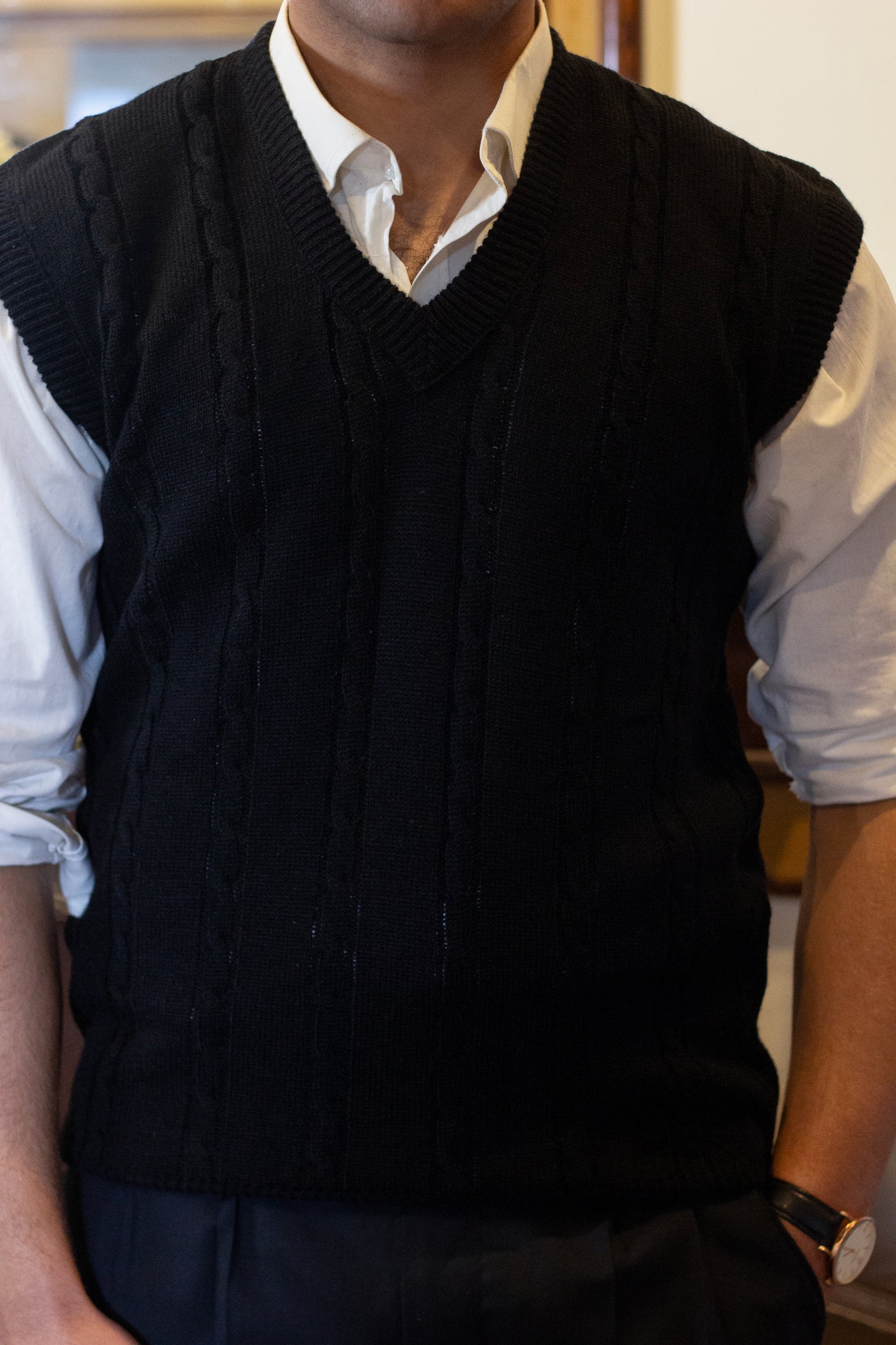 Cable Knit Sleeveless Sweater Black